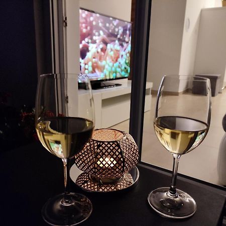 Nina Apartment Пула Екстериор снимка